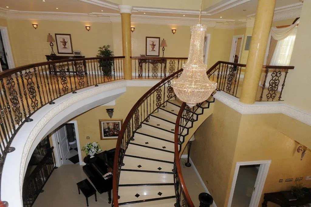 Hotel Genesis Sheer Elegance Villa Saint James