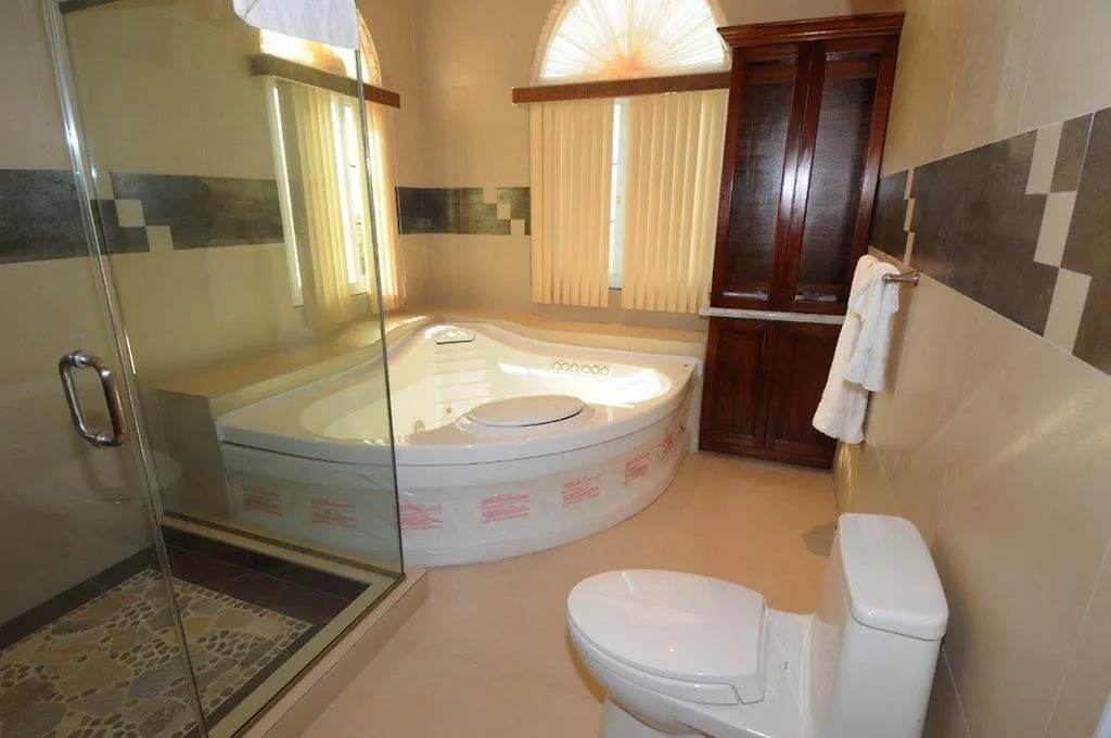 ***** Hotel Genesis Sheer Elegance Villa Saint James Jamaïque